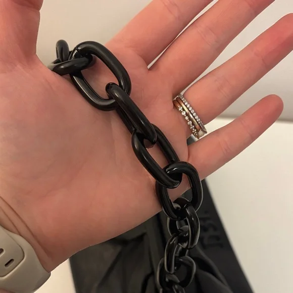 Badgley Mischka Black Chain Clutch (New with Tags Cut Off) - Picture 10 of 10